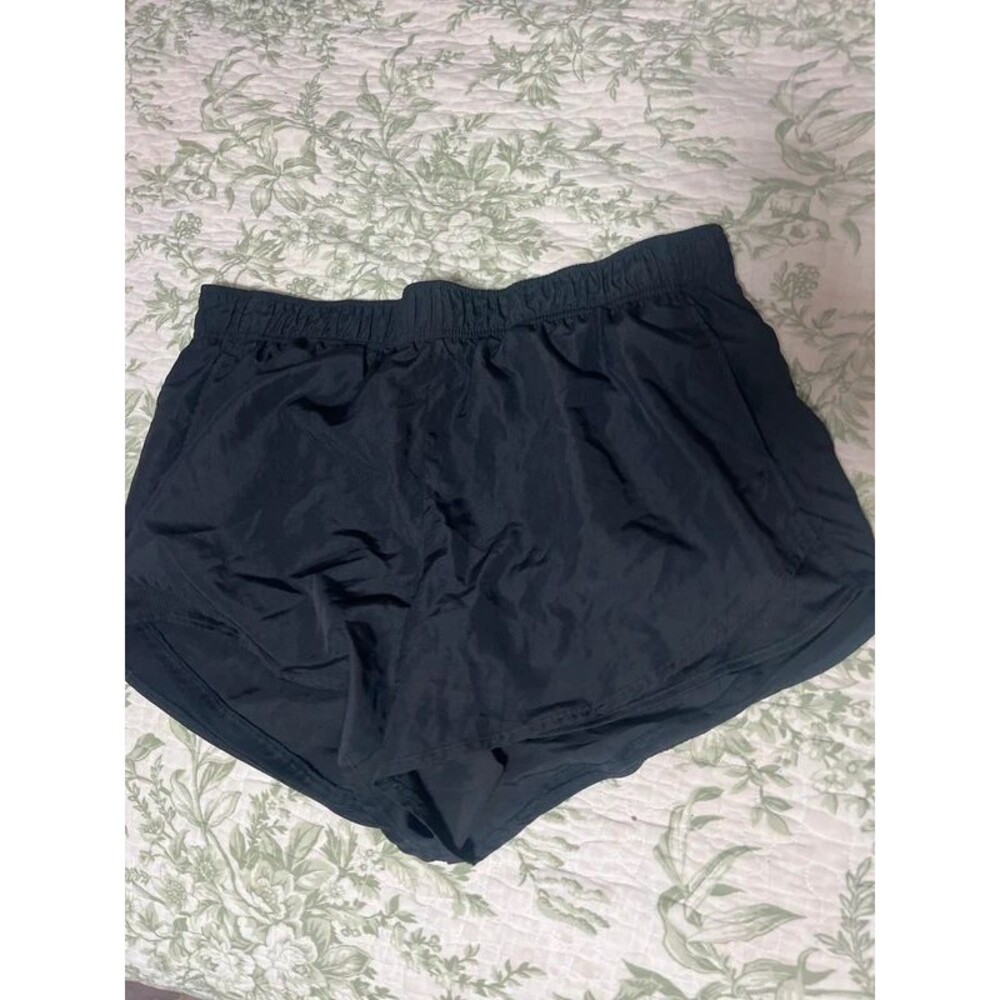 Women’s shorts size X-Large 16/18 athletic works black